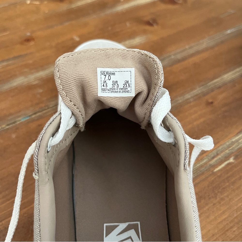 Women’s Vans Taupe Ward Skate Shoes. Size 7. - Picture 6 of 8